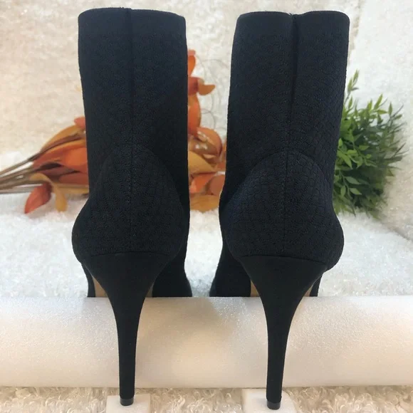 Sale❄️INC textured open peep high heel sock ankle Booties black sandals size 7.5 - Picture 9 of 11